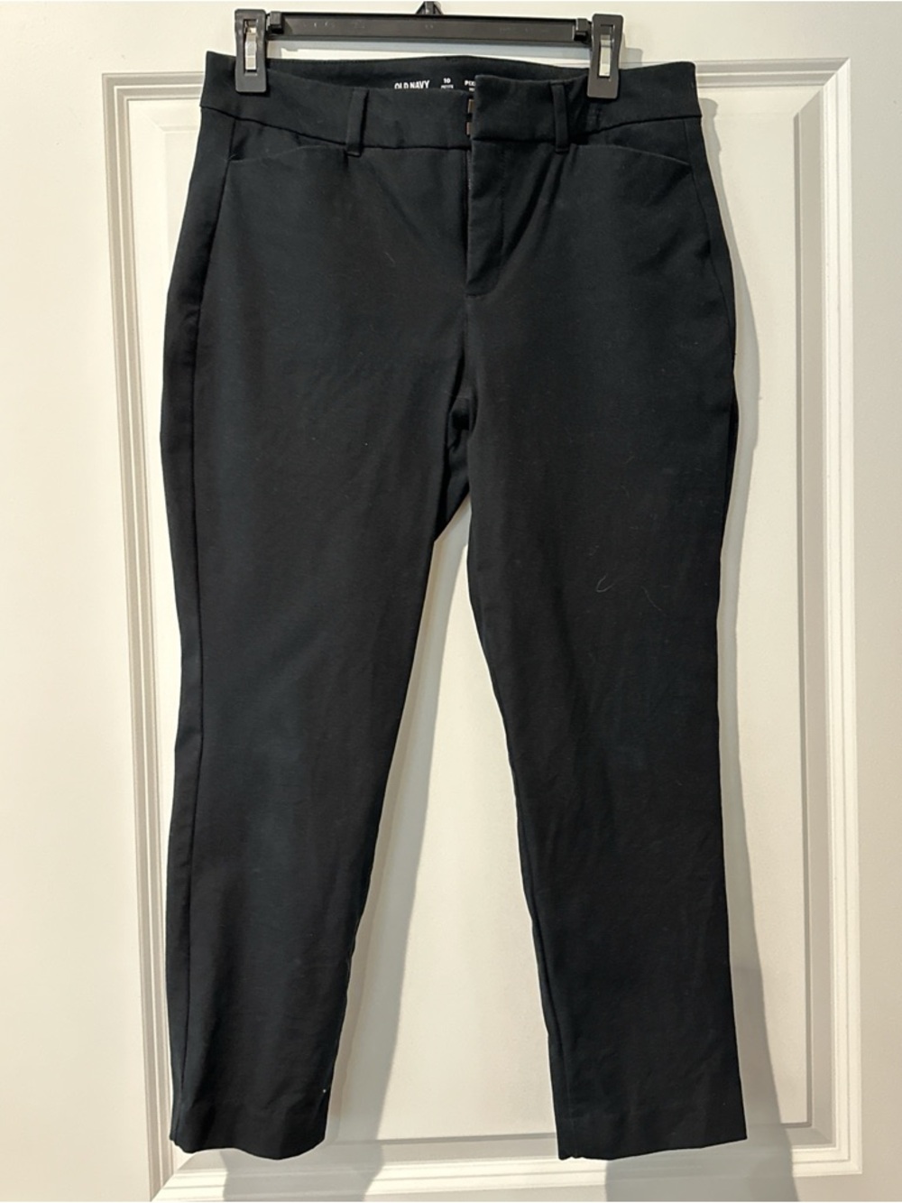 Old Navy Black Slim Ankle Cropped Jeans